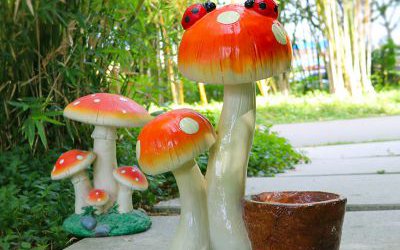 公園玻璃鋼彩繪花盆蘑菇雕塑