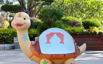 商場幼兒園商店擺放玻璃鋼卡通動(dòng)物烏龜休閑座椅雕塑